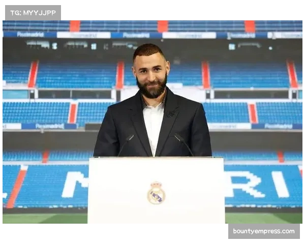 本泽马支点作用明显 为吉达联合进攻提供前场依托